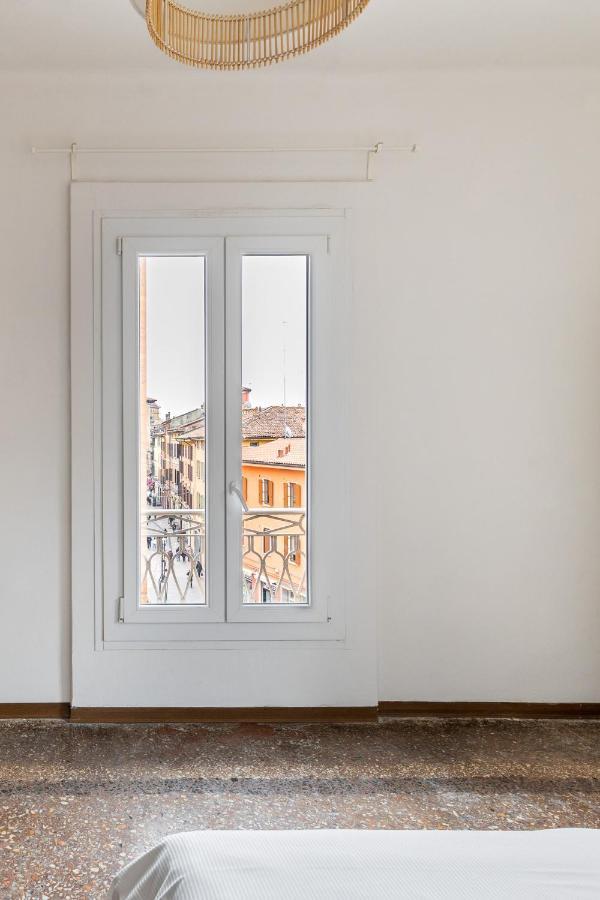 Alessandrini Apartment Alla Finestrella By Wonderful Italy Bologne Extérieur photo